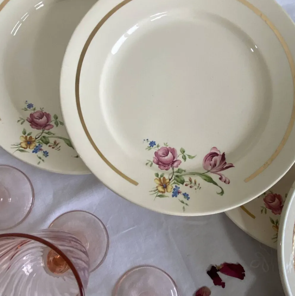 6 assiettes dessert faïence ancienne Badonviller fleurs et dorure