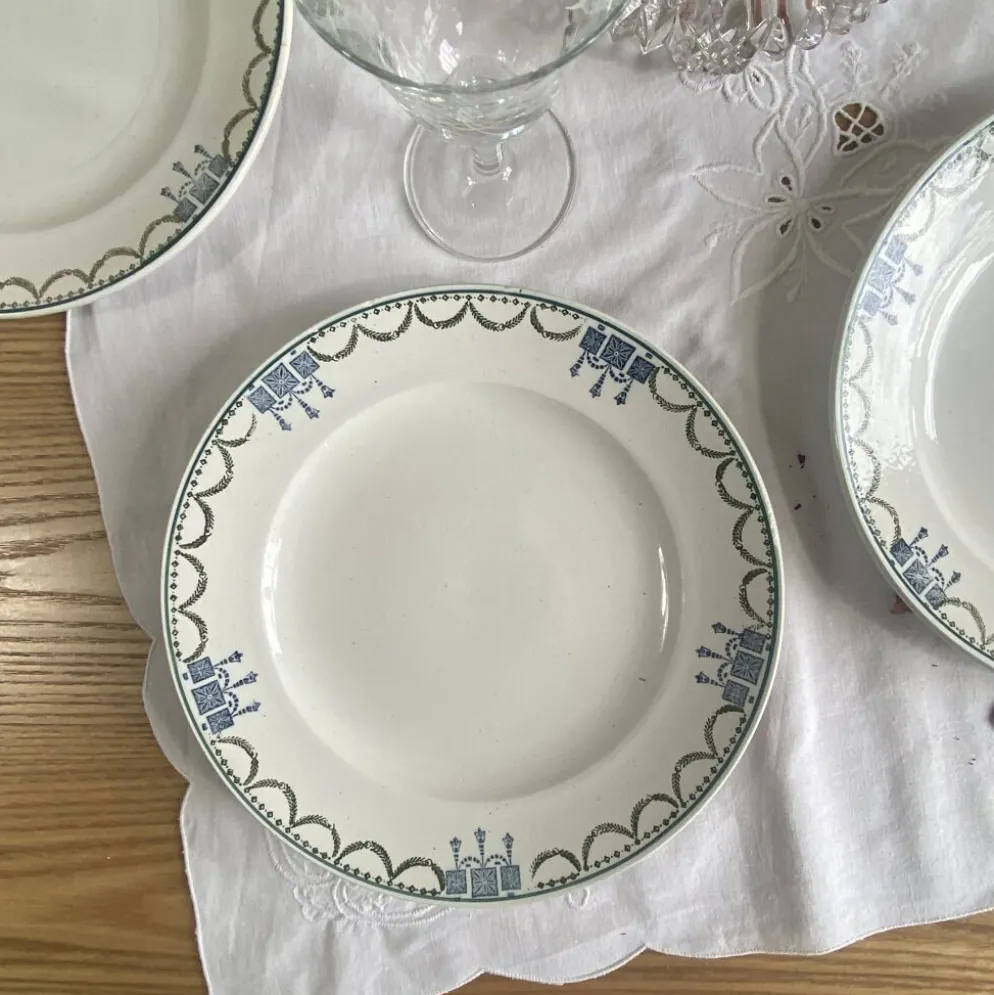 6 assiettes dessert faïence ancienne Saint Amandinoise