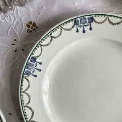 6 assiettes dessert faïence ancienne Saint Amandinoise