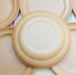 Assiettes à dessert grès moucheté