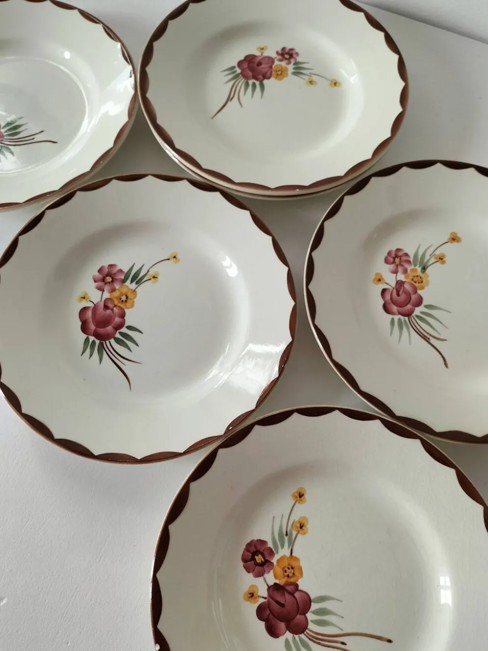 6 assiettes à dessert HBCM Montereau modèle Huguette
