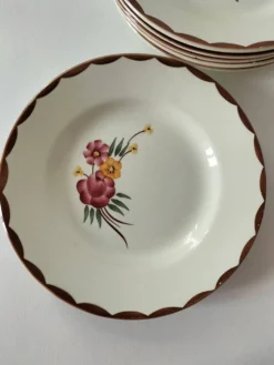6 assiettes à dessert HBCM Montereau modèle Huguette