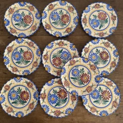 Assiettes à dessert Henriot Quimper , Faïence peinte à la main