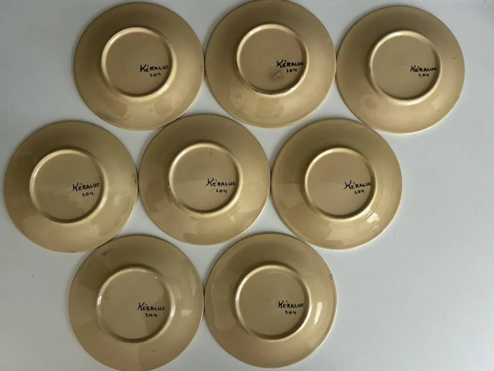 8 assiettes à dessert Keraluc