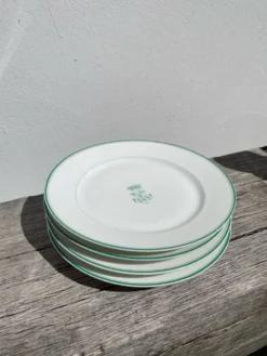 4 assiettes à dessert monogrammées
