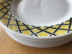 6 Assiettes dessert motif tressage jaune et noir