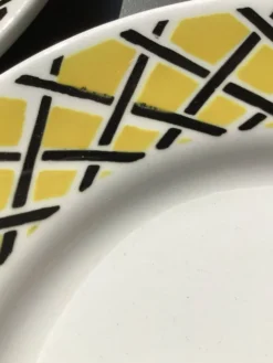 6 Assiettes dessert motif tressage jaune et noir