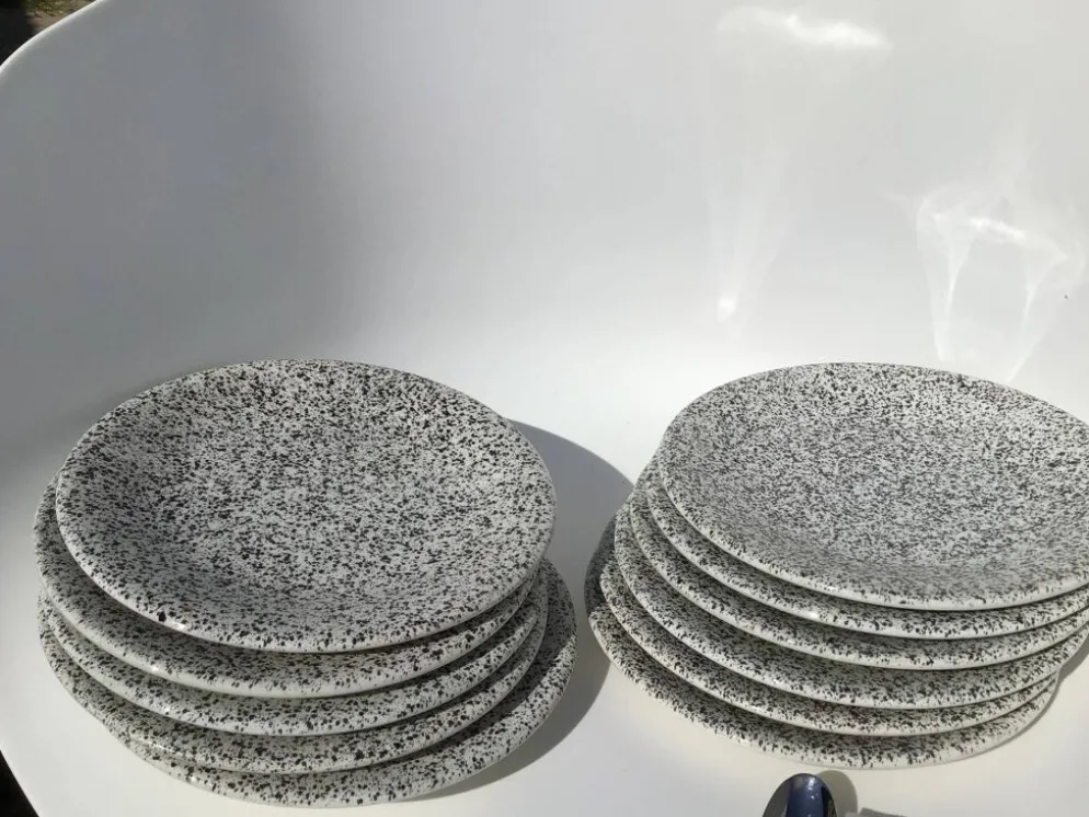 10 Assiettes dessert mouchetées gris noir