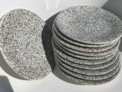 10 Assiettes dessert mouchetées gris noir