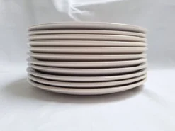 Assiettes à dessert St Amand 1970