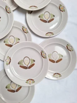 Assiettes à dessert St Amand 1970