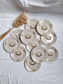 Assiettes à dessert St Amand 1970