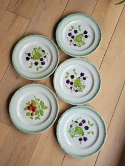 5 assiettes à dessert St Amand
