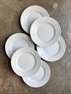 6 assiettes à dessert St Amand en faïence blanche