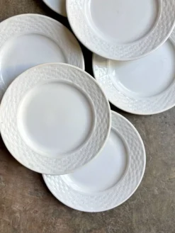 6 assiettes à dessert St Amand en faïence blanche