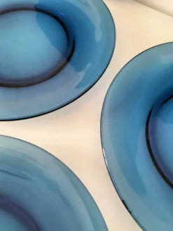 6 assiettes à dessert Vereco bleu saphir – Années 1970