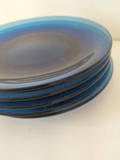 6 assiettes à dessert Vereco bleu saphir – Années 1970