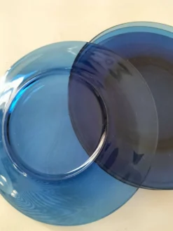 6 assiettes à dessert Vereco bleu saphir – Années 1970