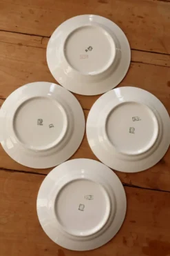 4 assiettes à dessert vintage en faïence motif fleuri