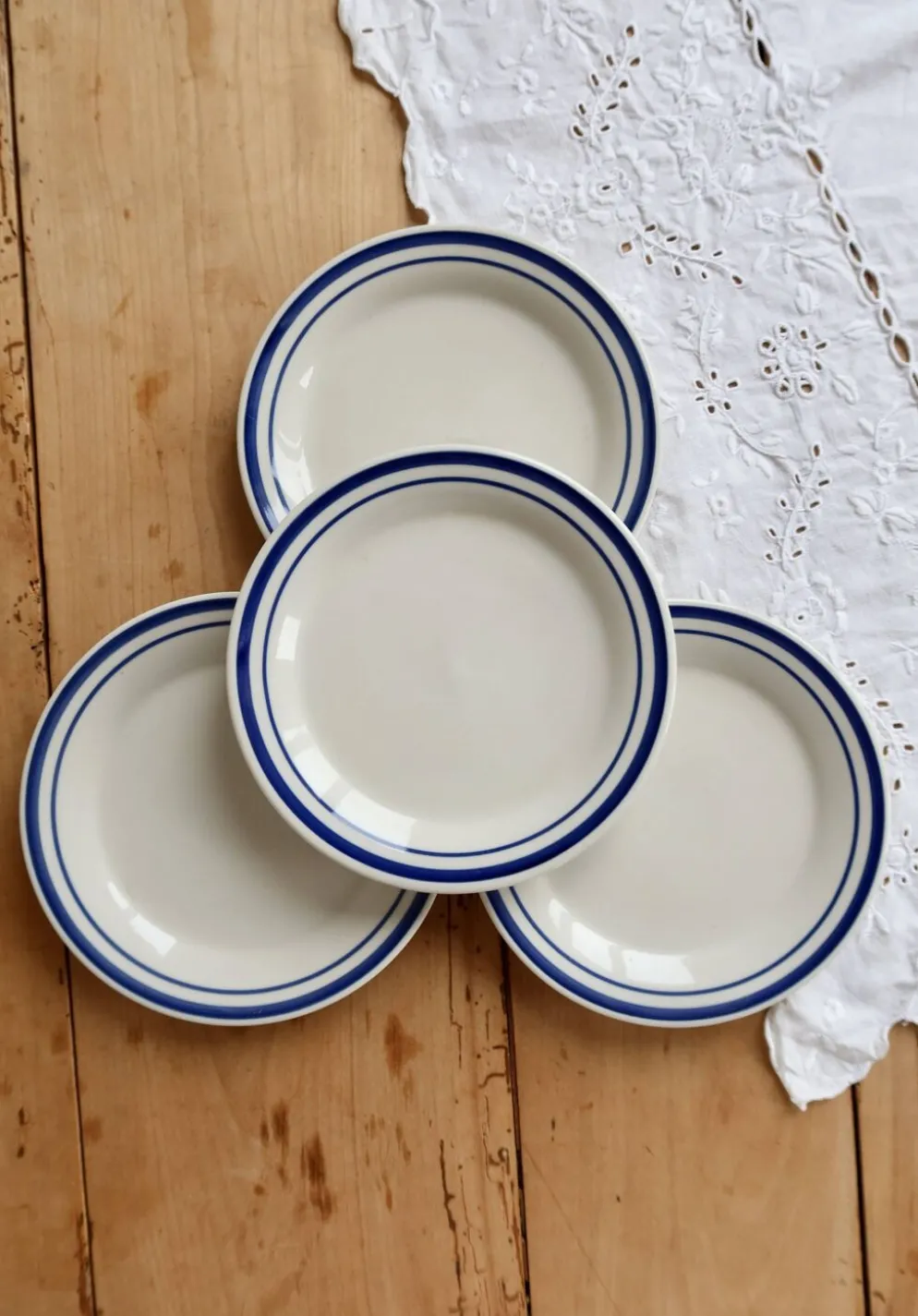 4 assiettes à dessert vintage faïence– double liseré bleu style bistrot