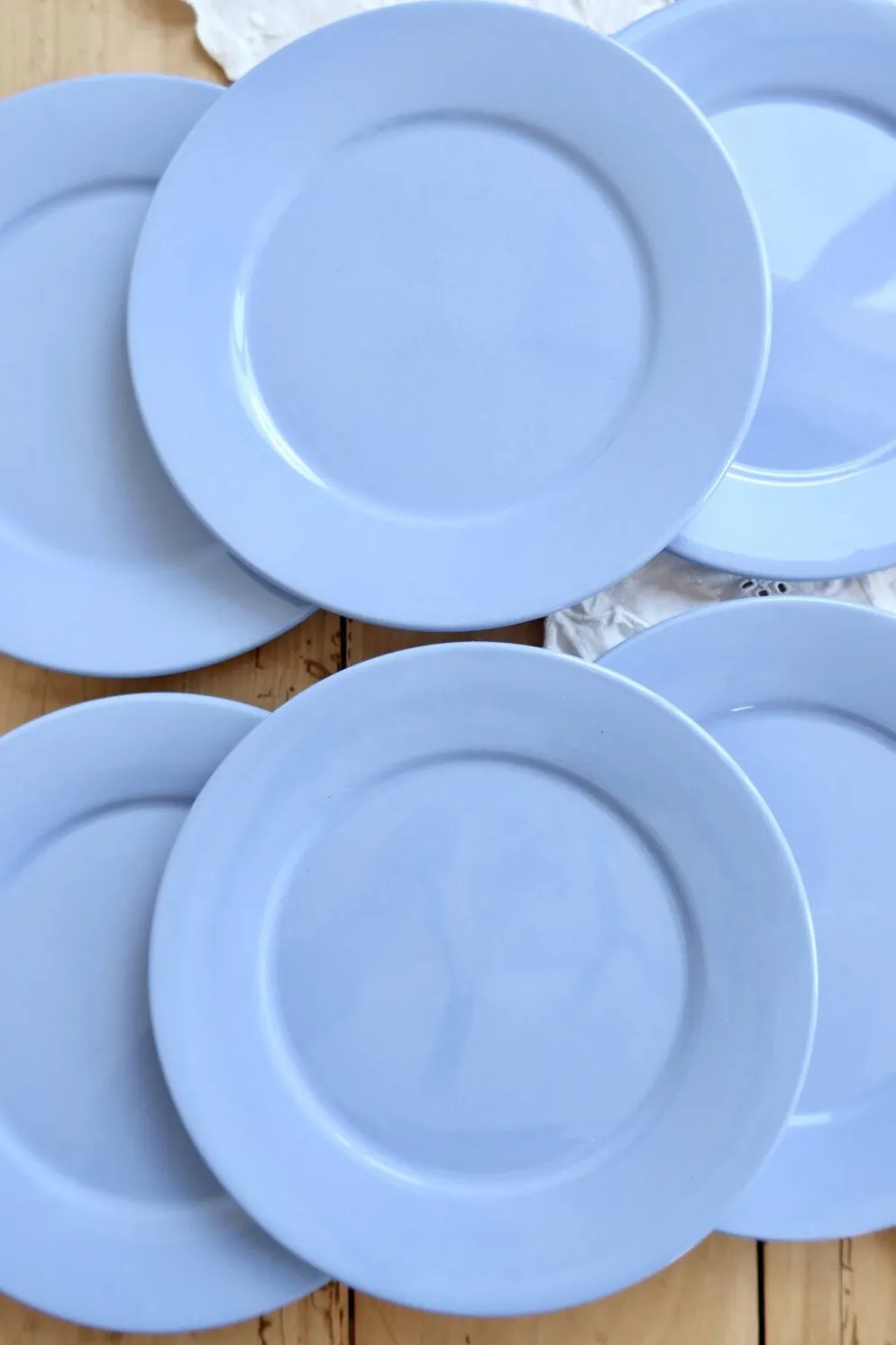 6 assiettes à dessert vintage faïence bleu ciel – Style provençal coastal