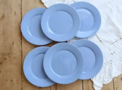 6 assiettes à dessert vintage faïence bleu ciel – Style provençal coastal