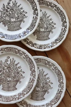Assiettes à dessert vintage porcelaine motif bouquet champêtre marron