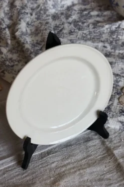 4 assiettes à dessert vintage porcelaine anglaise liseré perlé
