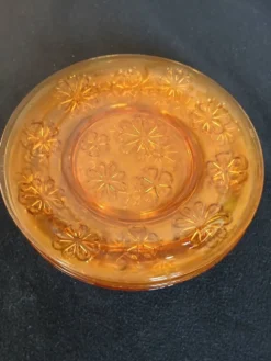 6 assiettes à dessert vintages Vereco