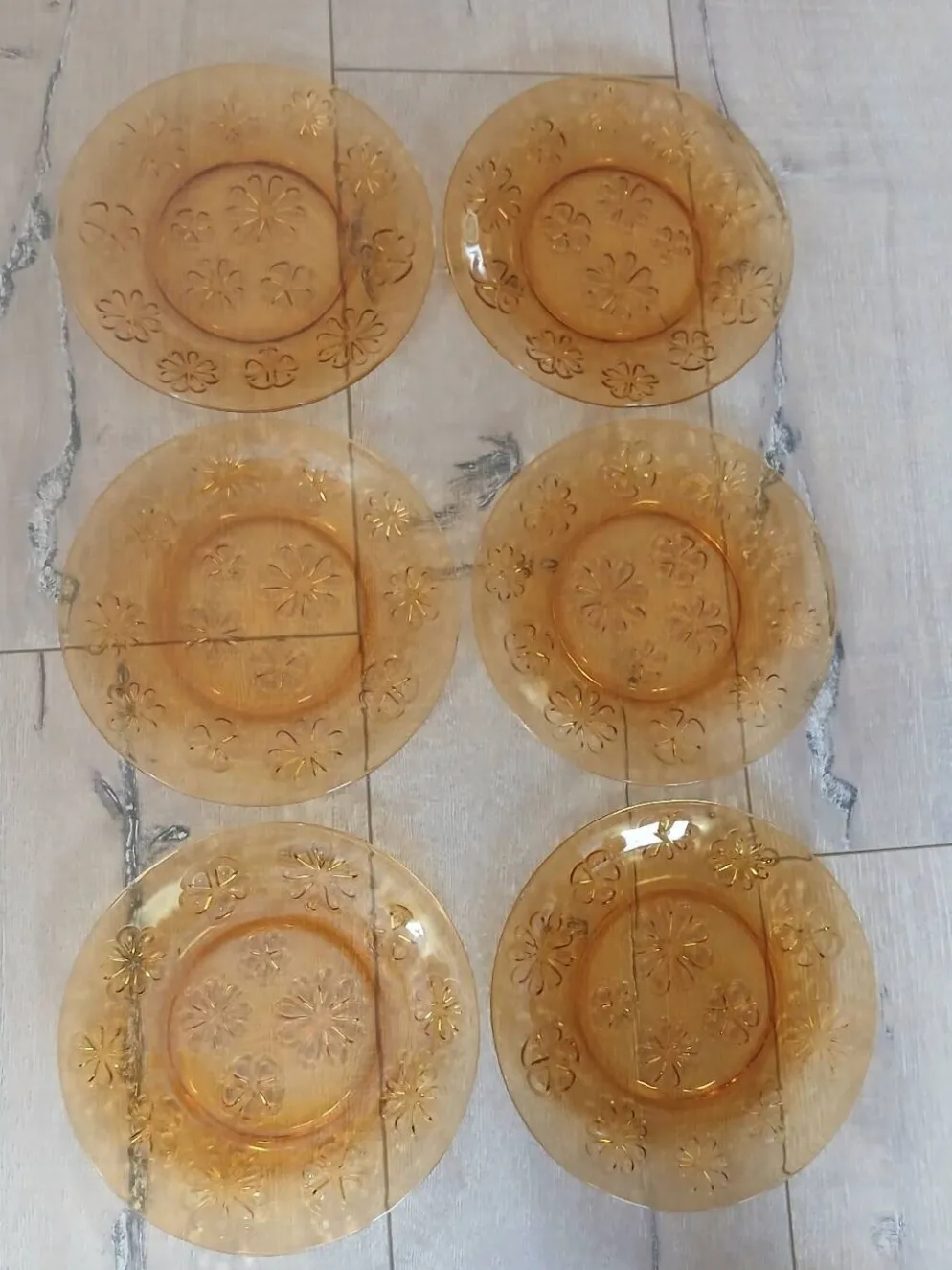 6 assiettes à dessert vintages Vereco