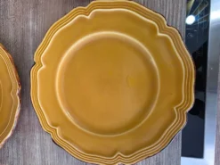 5 assiettes Dieulefit Milon terre vernissée