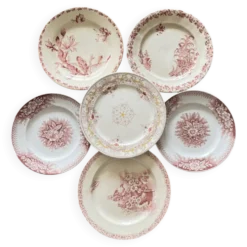Assiettes dépareillées