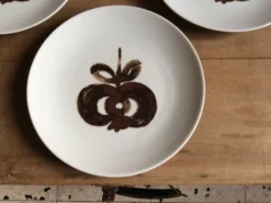 3 assiettes à désert