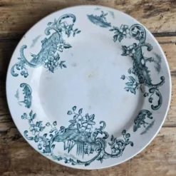 Assiette semi-creuse modèle Marine, Terre de fer