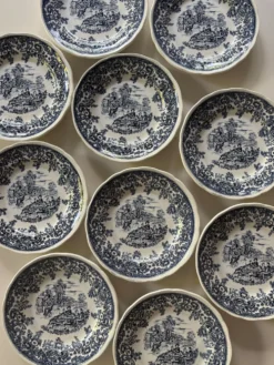Assiettes en faïence Luneville décor anglais