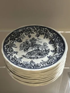 Assiettes en faïence Luneville décor anglais
