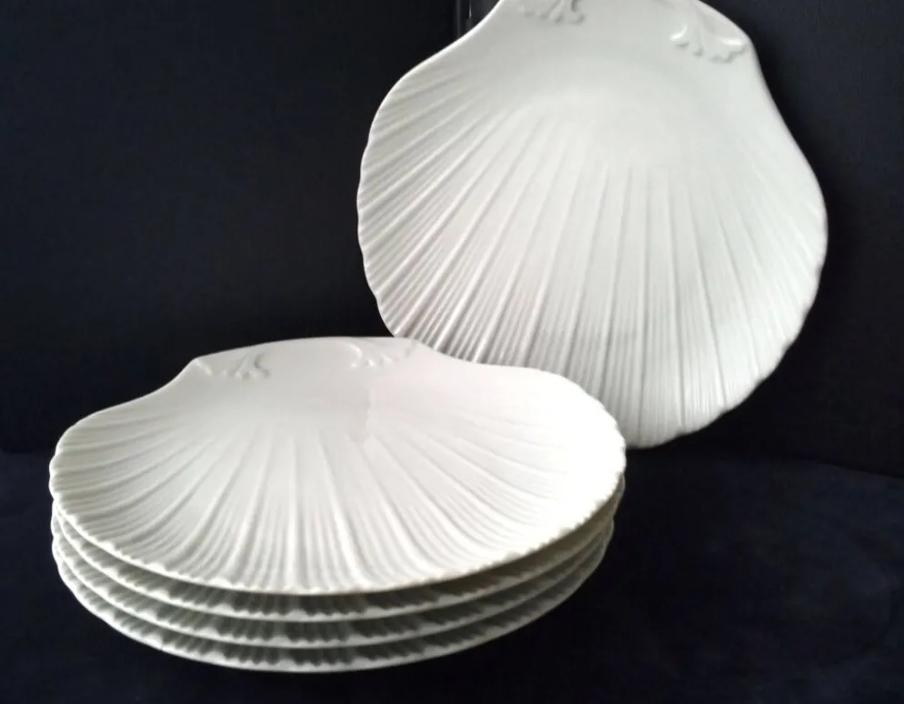 5 Assiettes en forme de coquilles St Jacques en Porcelaine de Limoges