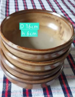 Assiettes en grès