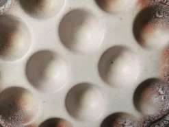 6 assiettes à escargot céramique émaillée
