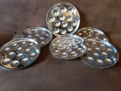 6 assiettes escargots en métal