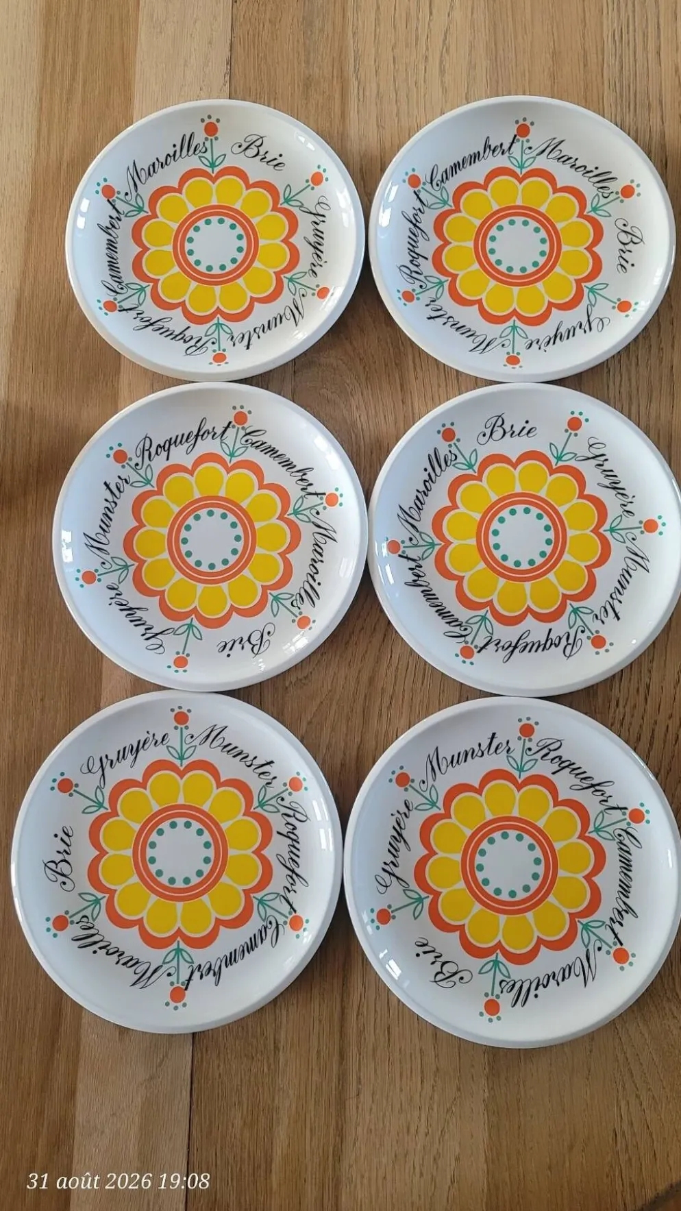 6 assiettes à fromage rétro