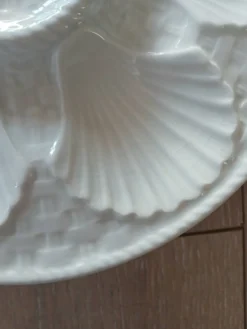 8 assiettes à huitres anciennes Longchamp