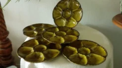 Assiettes à huitres en faience de gien