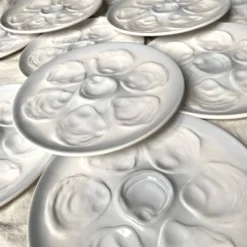 12 assiettes à huitres Saint Amand bleu ciel et blanc