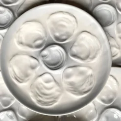 12 assiettes à huitres Saint Amand bleu ciel et blanc