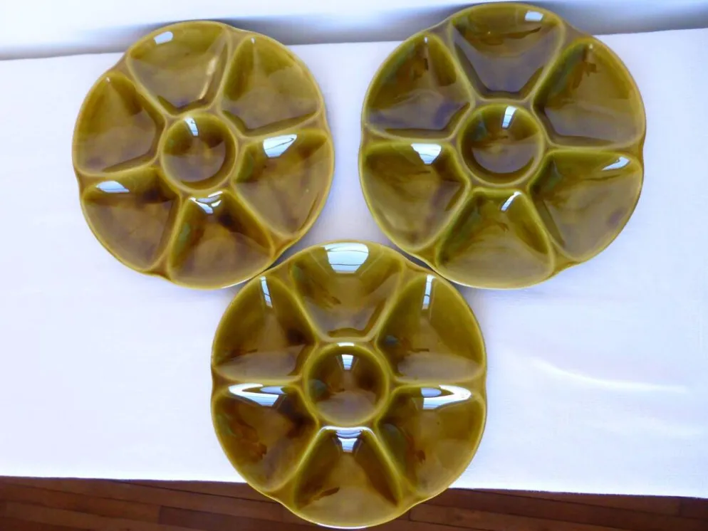3 assiettes à huitres vintage de Gien en porcelaine 2106173