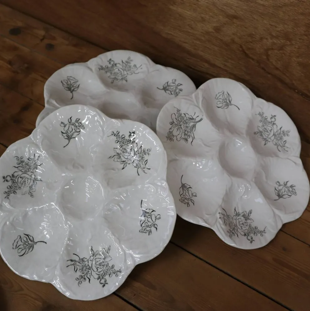 9 Assiettes à huîtres décor fleuri noir KetG Luneville année 1940
