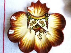 Assiettes à Huîtres de Quimper, assiettes à fruits de mer, assiette murale