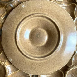 Assiettes à huîtres en grès