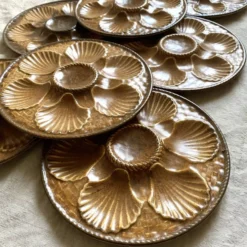 Assiettes à huîtres en grès